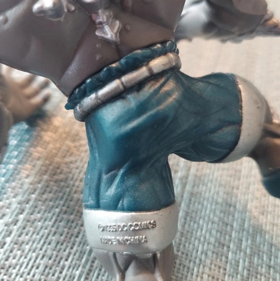 1995 DC Comics Man of Steel Doomsday Action Figure  EUC DISPLAY CONDITION - Picture 3 of 5